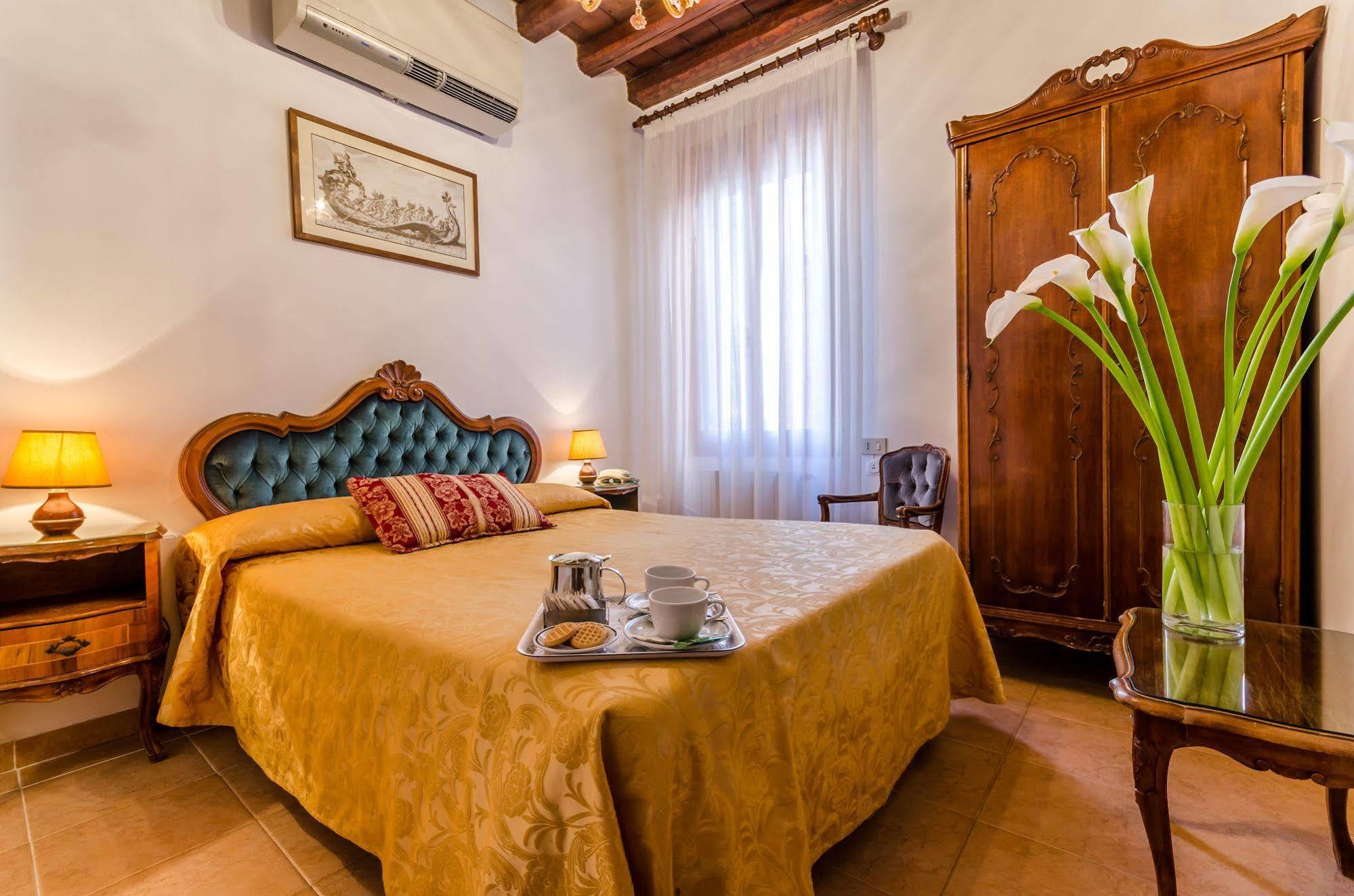 Hotel Ariel Silva Venice Exterior photo